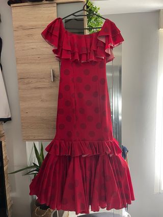 Traje de flamenca rojo con lunares