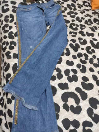 Pantalón vaquero Roberto Cavalli con detalles