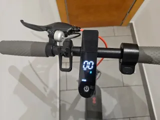 Patinete Eléctrico Gris