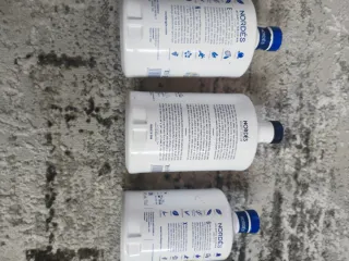 Bottiglie di gin Nordés