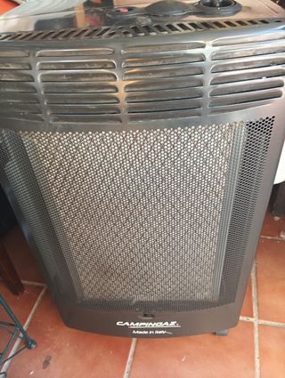 Estufa de Gas Campingaz 4 Ruedas