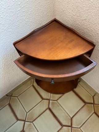 Mueble rinconero madera triangular