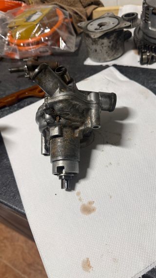 Bomba de agua CBR 600 RR