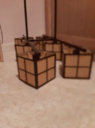 Lámpara de salón de papel y metal