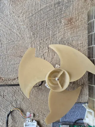 Placa electrónica y mando Hisense AC