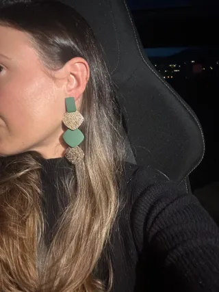 Pendientes Largos Verdes y Beige Moda