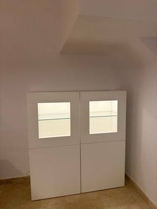 Mueble aparador salón blanco y cristal