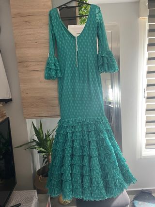 Traje de flamenca aguamarina