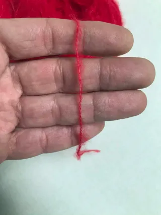 6 gomitoli filato mohair rosso
