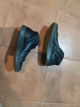 Camper Peu Touring Botas Negras