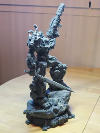 Figura Resina Optimus Prime 43cm