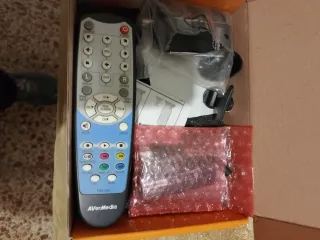 AverMedia AVerTV DVB-T Volar X USB 2.0