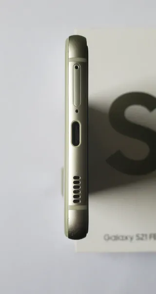 Samsung Galaxy S21 FE 5G / 128GB in buone condizioni