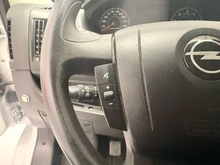 Opel Movano L2 H2 3.3 T 2.2 HDI 140CV