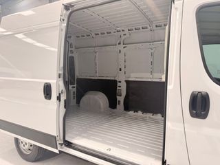 Opel Movano L2 H2 3.3 T 2.2 HDI 140CV