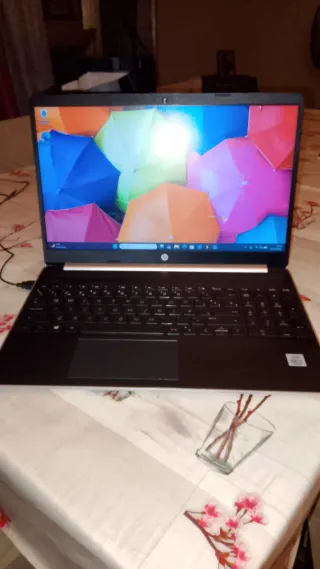 HP INTERCORE 15-10TH GEN. M.15s-8q1018ns 2 d..duro