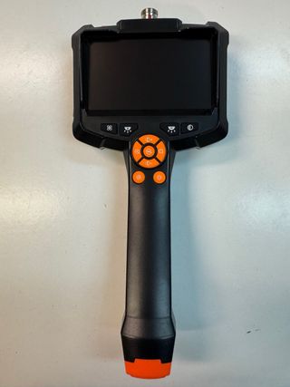 Cámara endoscópica con pantalla