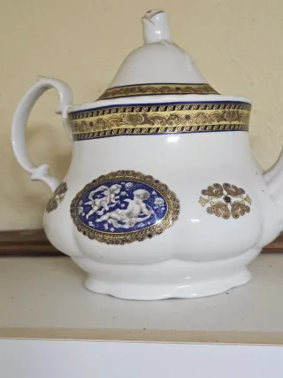 Jarrones de porcelana con flores