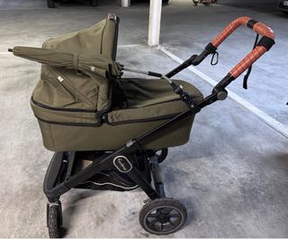 Carro de bebé verde oliva emmaljungla