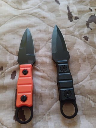 2 Navajas Tácticas con Funda Negra y Naranja