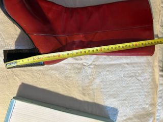 Botas de mujer rojas de piel