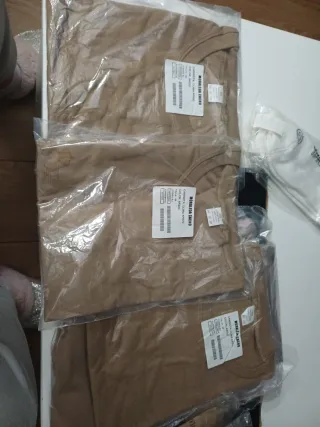 Camisetas marrones talla M