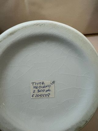 Jarrón de porcelana con pavos reales