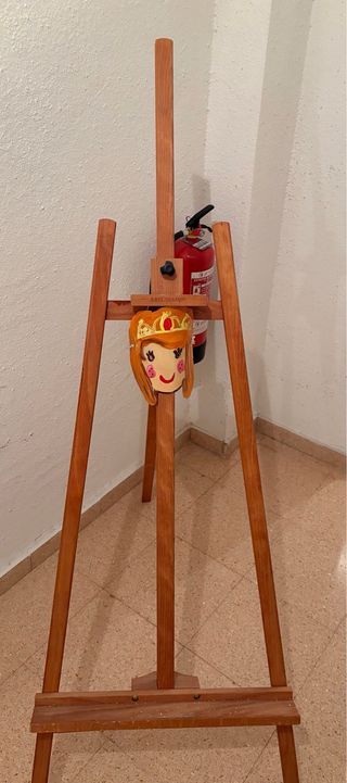 Caballete de madera sin usar