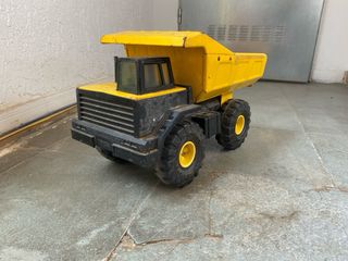Camión Tonka Metálico Amarillo