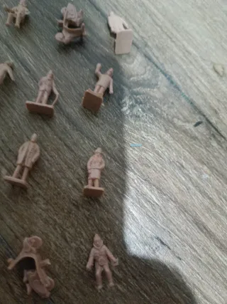 Lote 52 figuras raras - montaplex