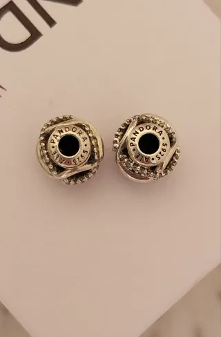 Charm Pandora ESSENCE Plata.