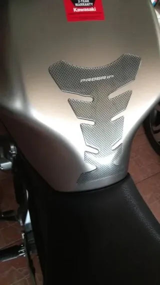 Adhesivo Pegatina para depósito moto PROGRIP