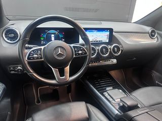 Mercedes-Benz GLA 2022 250e