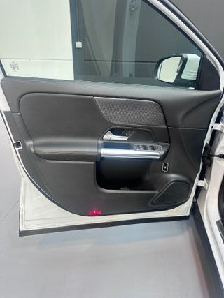 Mercedes-Benz GLA 2022 250e