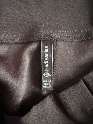 Minifalda negra con cinturón