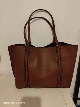 Bolso marrón igual al de Zara, usado solo una vez.