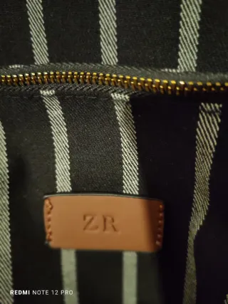 Bolso marrón igual al de Zara, usado solo una vez.