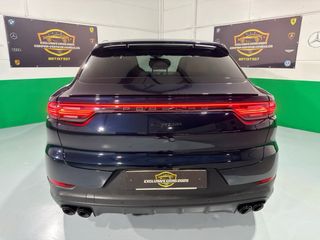 Porsche Cayenne Coupe E-Hybrid 462CV 2023