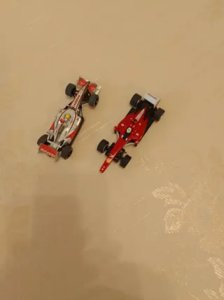 Coche Scalextric Ferrari y McLaren