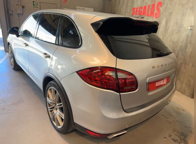 Porsche Cayenne 2011