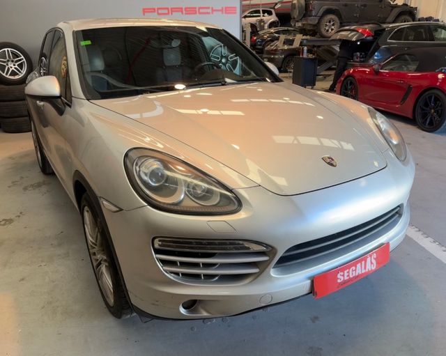 Porsche Cayenne 2011