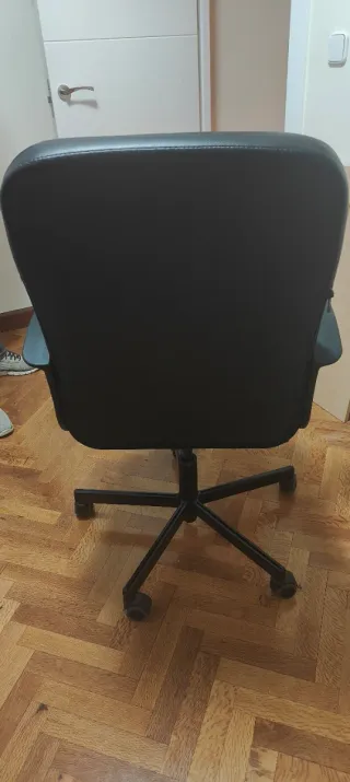 Silla de oficina Ikea negra