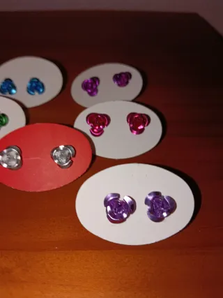 3 pares de pendientes de Acero y Aluminio Diseño Ú