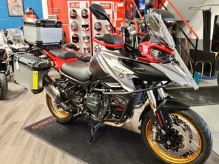 SRT 900 XS TRAIL  Maletas y Seguro Gratis