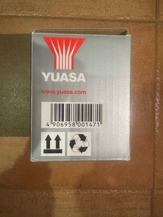 Batería Yuasa YTZ12S Yamaha tmax