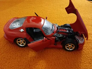Burago Viper GTS 1/24 Rojo