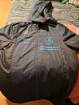 Abrigo Club Juventud Sanse Taglia S Ho 2 cappotti