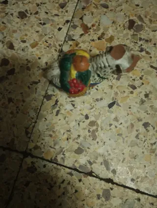 Burro de resina pintado a mano Santillana del Mar,