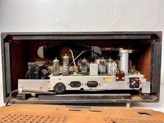 Radio de valvulas SBR R16