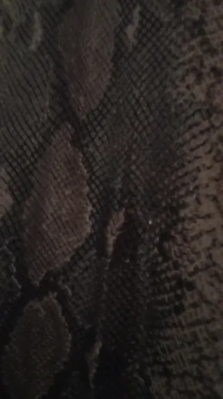 Pantalón VERO MODA Estampado Serpiente Marrón/Verd